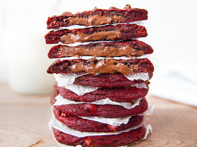 Nutella-Red-Velvet-Cookies-4-682x1024