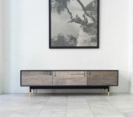 lake low credenza b