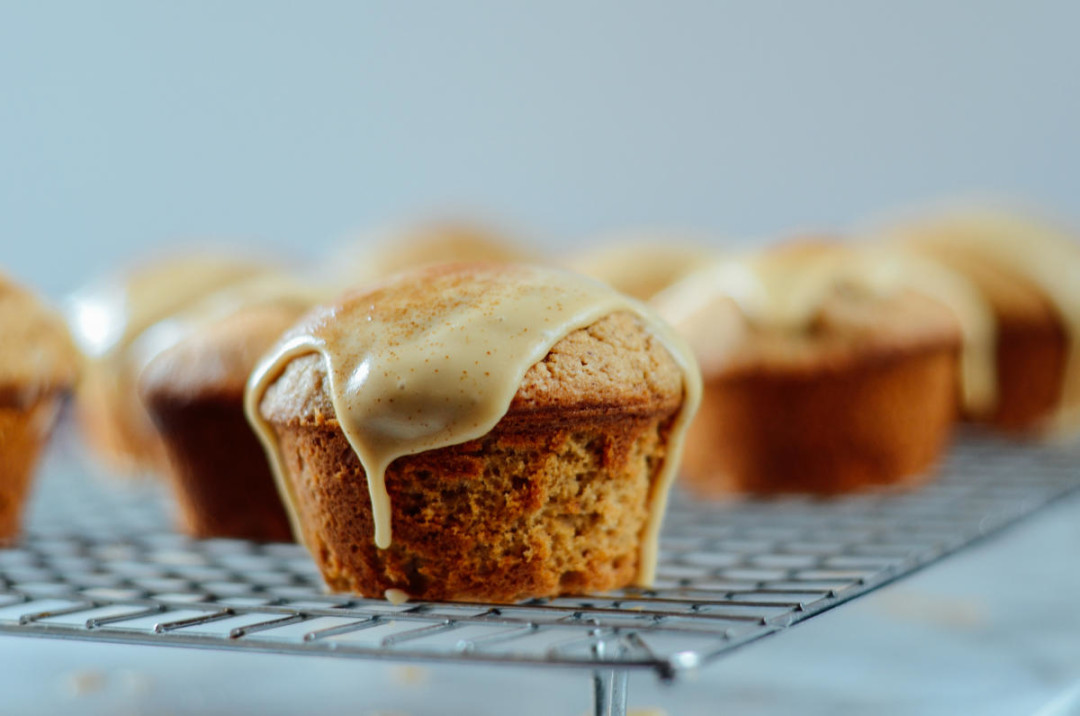 dirty chai muffins