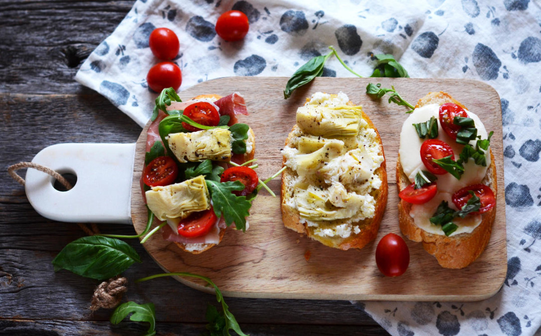 crostinionboard