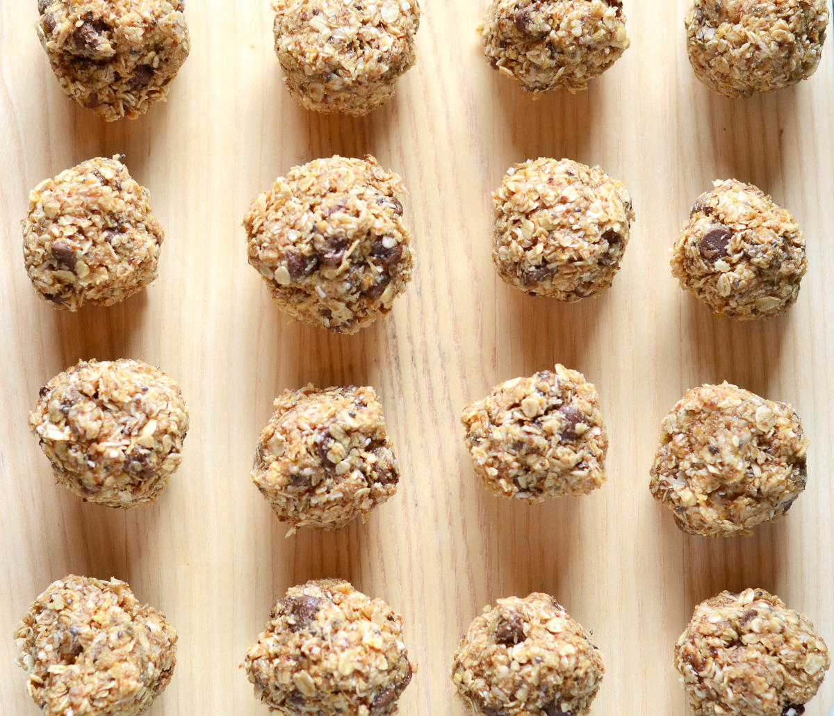 peanut butter protein balls