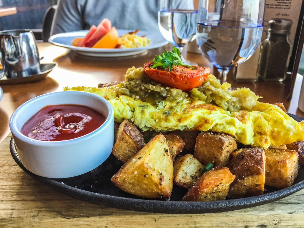 A recap of our amazing stay at the Long Beach Lodge in Tofino, BC. A lodge offering world class dining, surfing and other adventures.