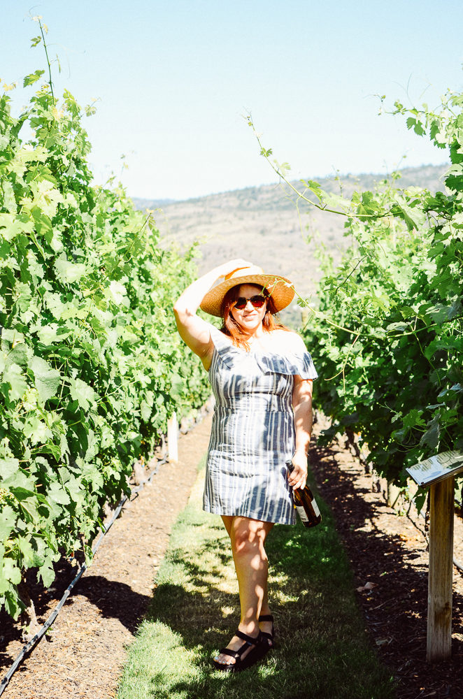 I'm sharing how to spend 3 amazing days in Osoyoos, BC. Canada's only desert, has wineries, a warm lake, great food & 100s of fruit stands.