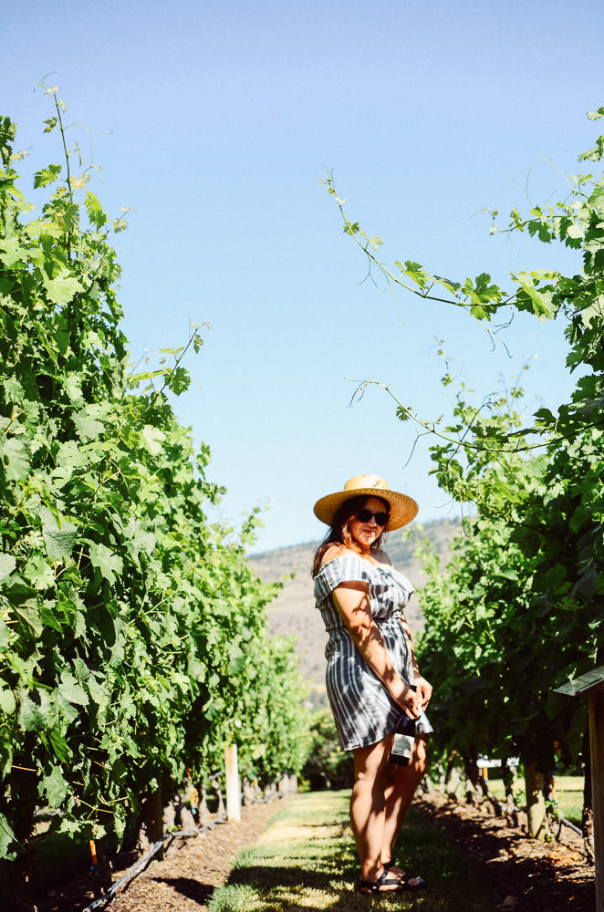 I'm sharing how to spend 3 amazing days in Osoyoos, BC. Canada's only desert, has wineries, a warm lake, great food & 100s of fruit stands.