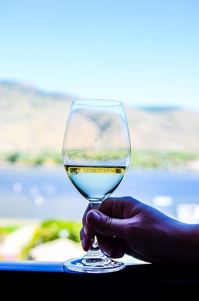 I'm sharing how to spend 3 amazing days in Osoyoos, BC. Canada's only desert, has wineries, a warm lake, great food & 100s of fruit stands.
