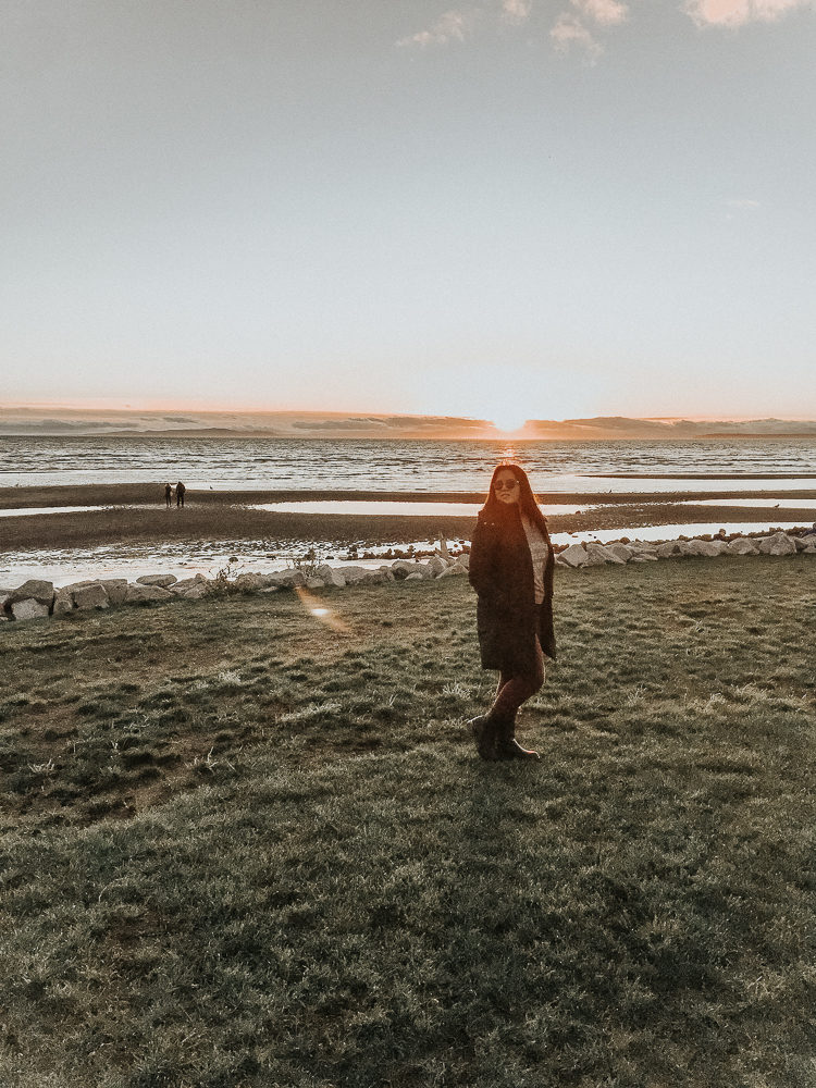 olang boots walking on a cloud