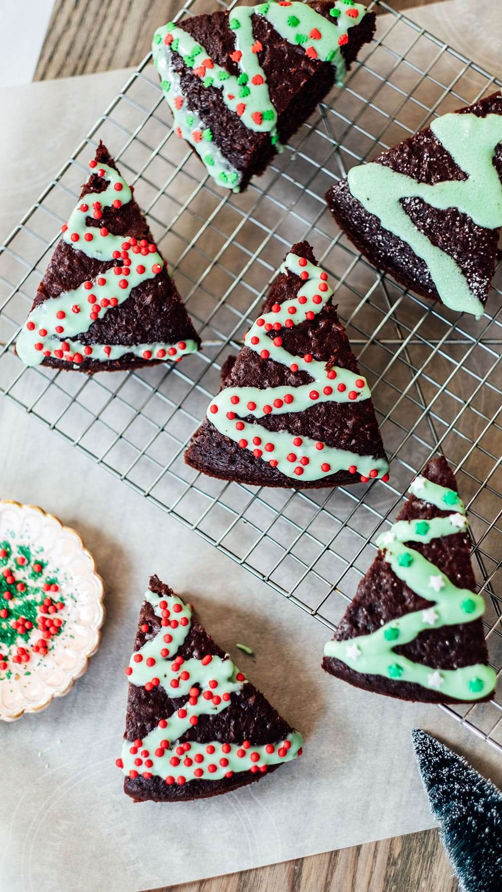 Christmas Chocolate Tree Cakes Recipe